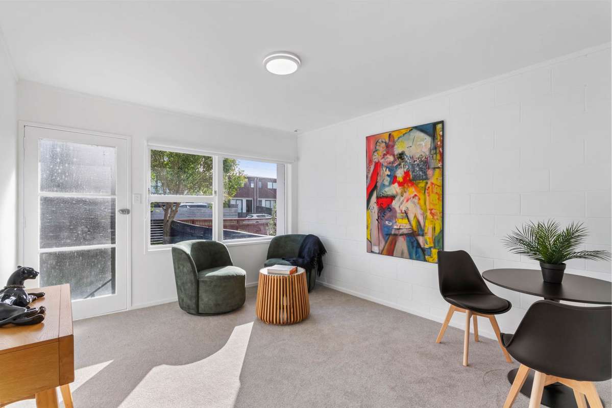 8/27 Nikau Street_1