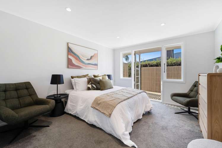75 Marine Parade Mellons Bay_19