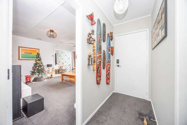 56 Karen Crescent Dinsdale_8