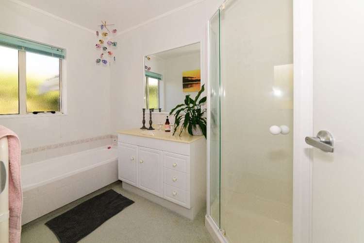54 Huia Street Waikanae_13