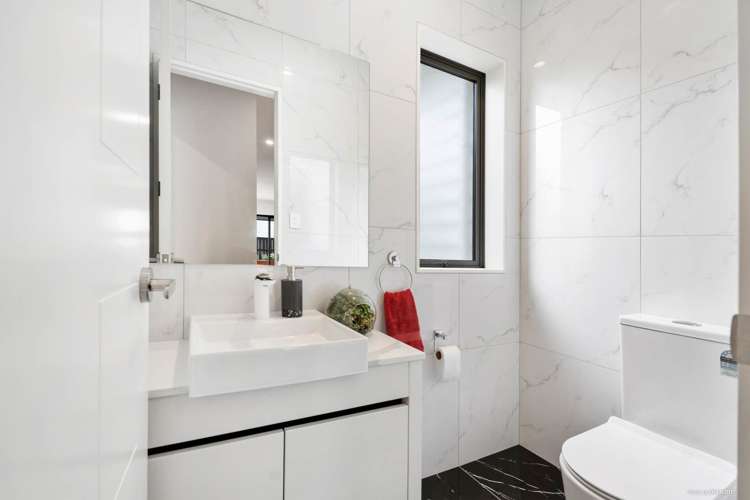 56 Eighth View Avenue Beachlands_14