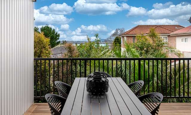 2/8 Bennett Road Pakuranga_4