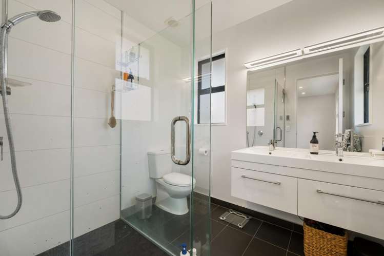 71 Infinity Drive Wanaka_24