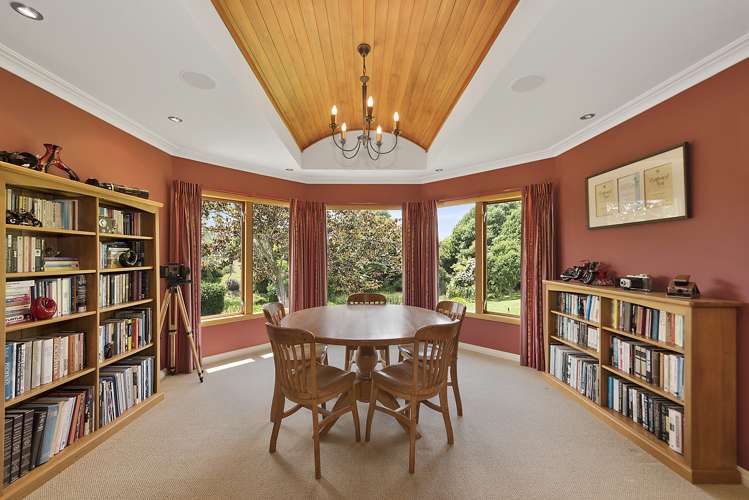 365 Holmwood Drive Ngahinapouri_8