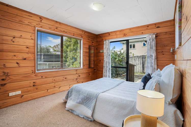 2/610 Beach Road Browns Bay_12