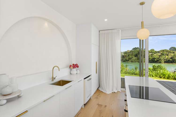 16 Rangitahi Road Raglan_5