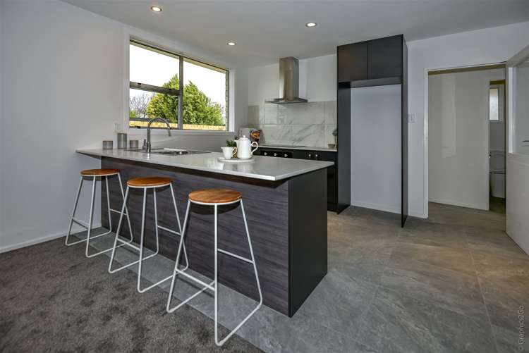 307 Main South Road Hornby_12