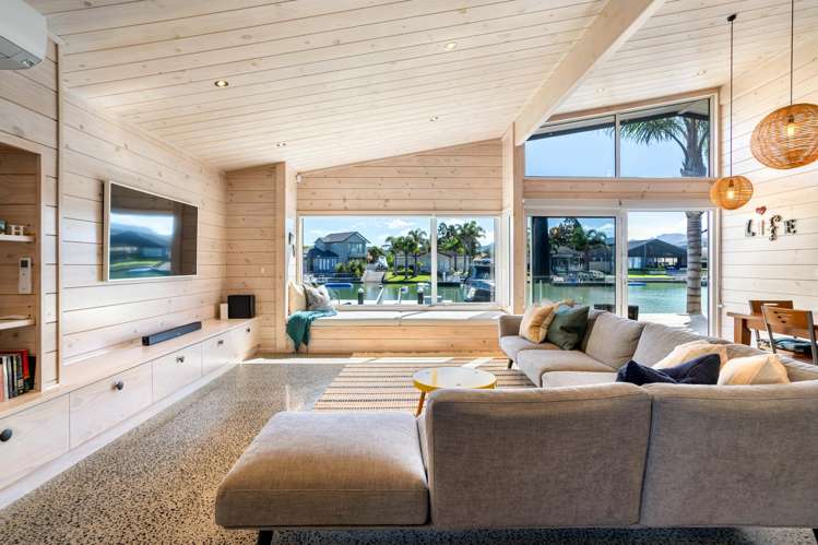 527 Waterways Parade Pauanui_16