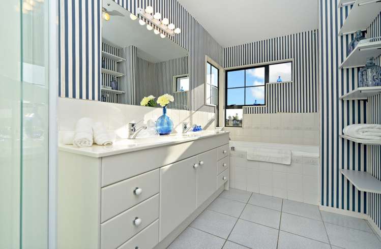 34b Clydesdale Avenue Somerville_19