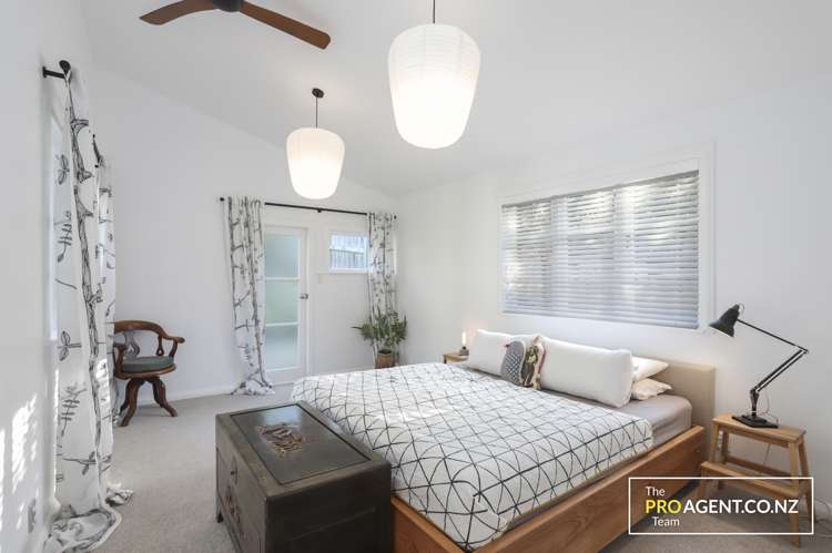 15 Western Road Laingholm_18