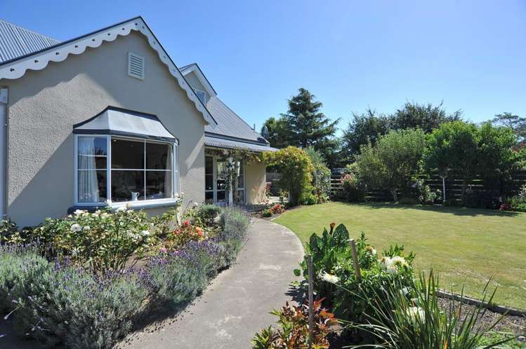 33 Taranaki Drive Woodend_14