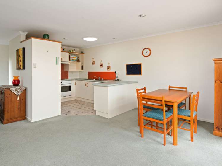 64a Redwood Street Blenheim Central_6