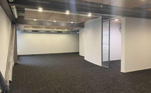 Classy Office Space in Eden Terrace