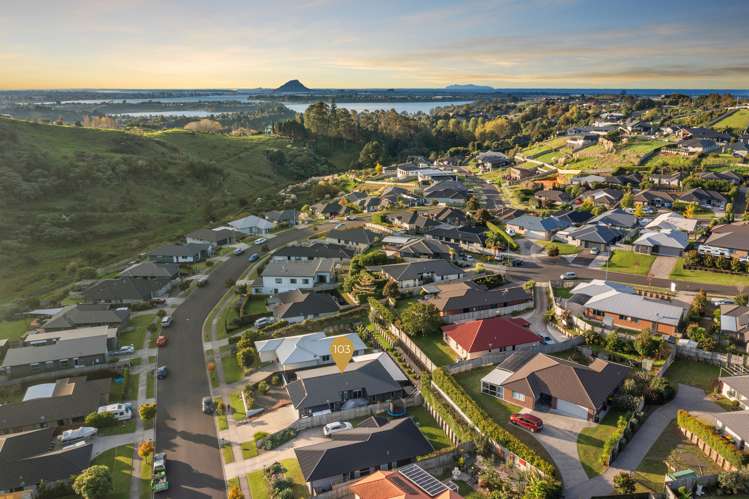 103 Ballintoy Park Drive Welcome Bay_30