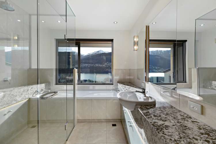 4 Elizabeth Place Kelvin Heights_21