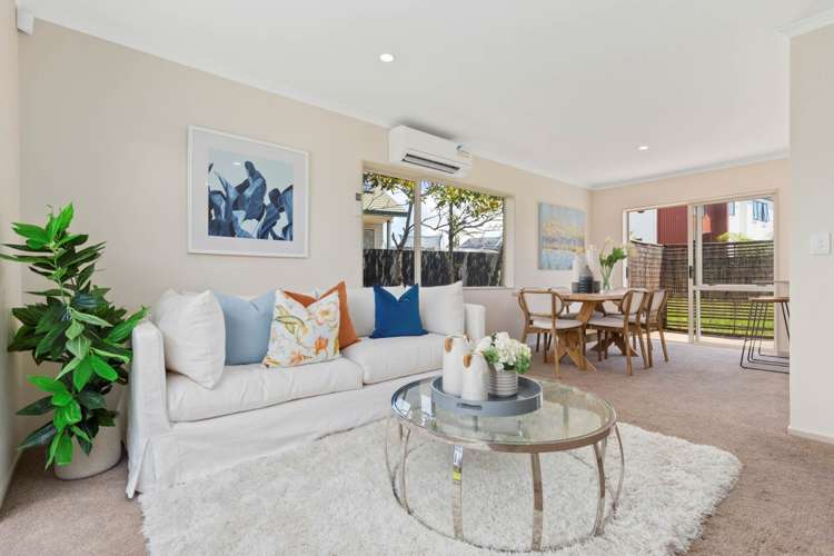 5 Midvale Place Pakuranga Heights_1