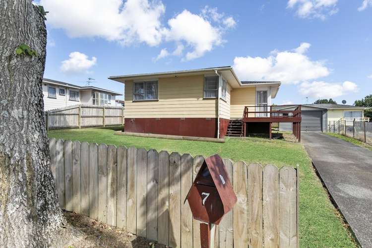 7 Almay Place Clover Park_14