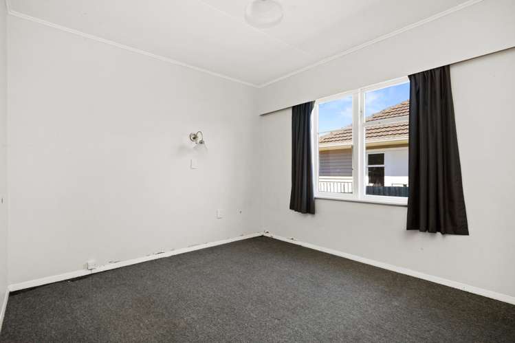 5 Bythell Street Wainuiomata_9