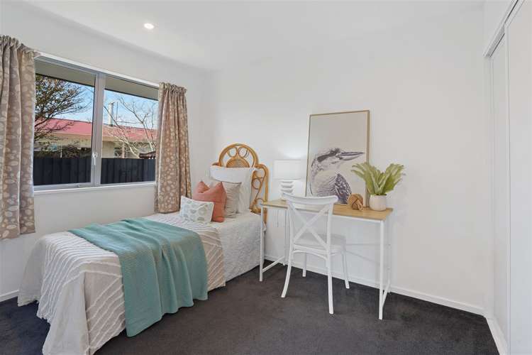 2/10 Stacey Place Woolston_9