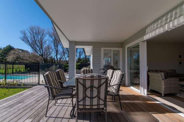 THINKING OF BUILDING NEW? HERE'S A SMART MOVE