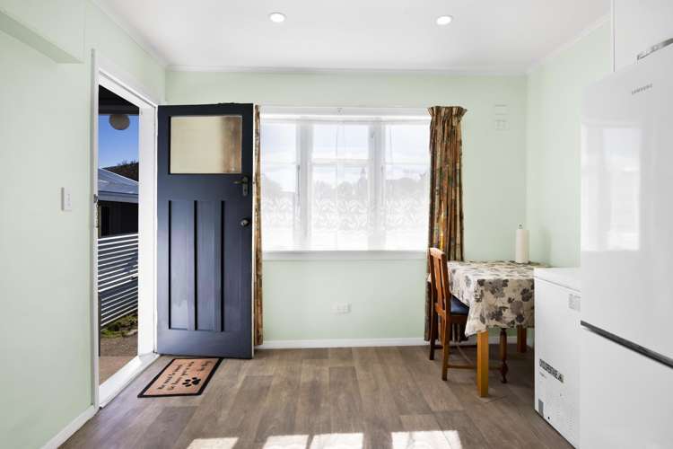 16 Grey Street Hawera_6