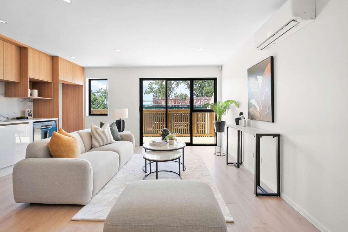 9-11/145 Albany Hway_1