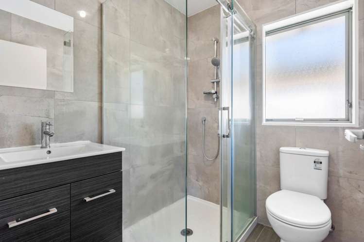4/26 Tennessee Avenue Mangere East_6