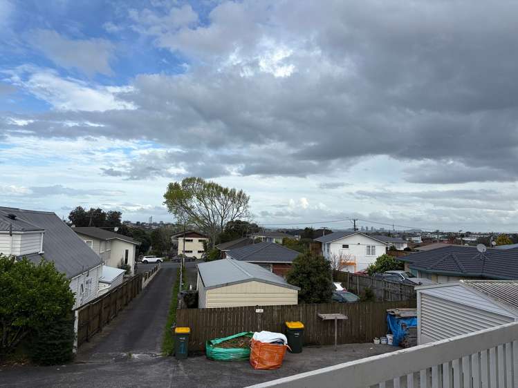 212 Sunnynook Road Totara Vale_12