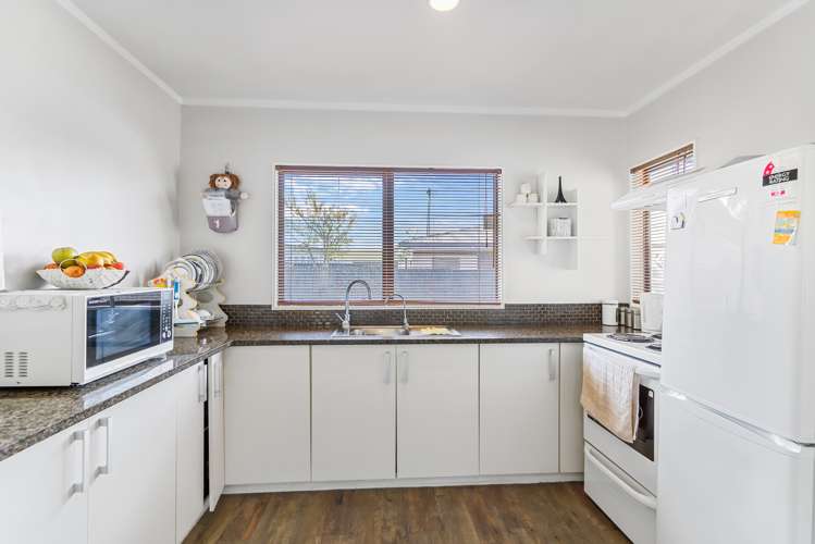 2/36 Jellicoe Road Manurewa_13