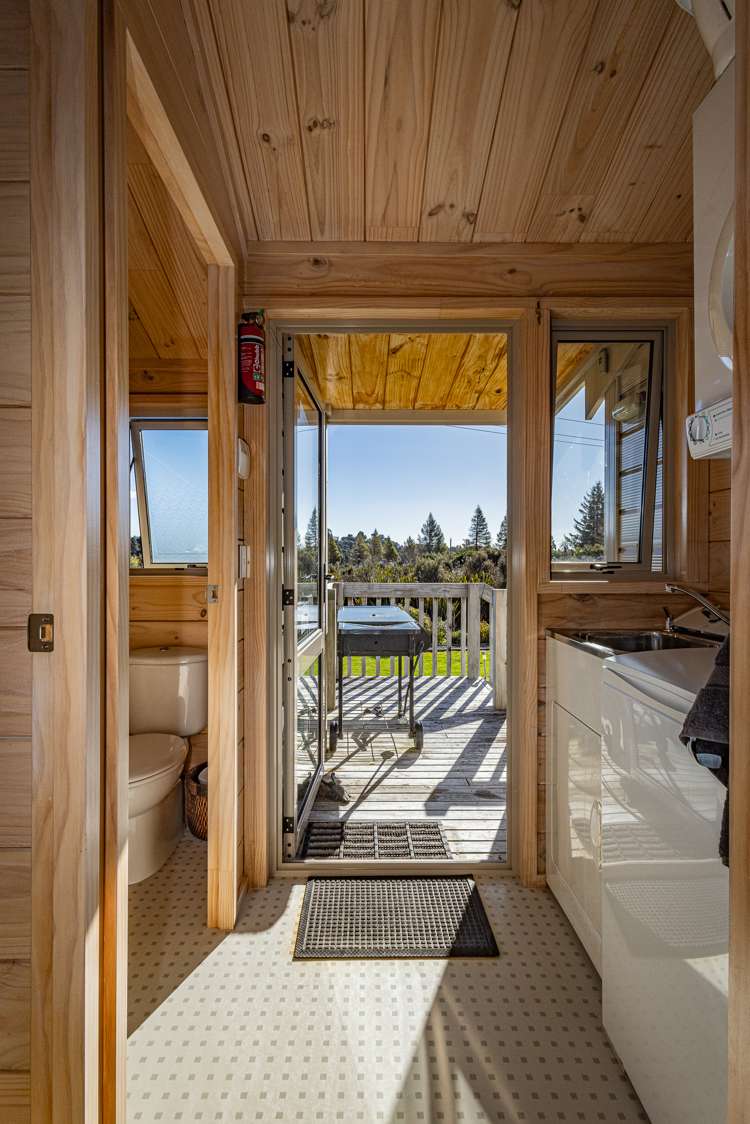 6 Kirk Street National Park_21