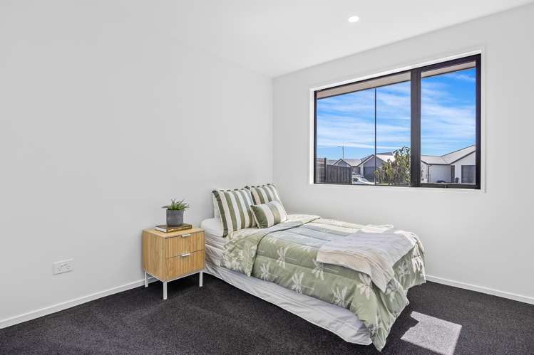 8 Frederick Busch Crescent Rangiora_12