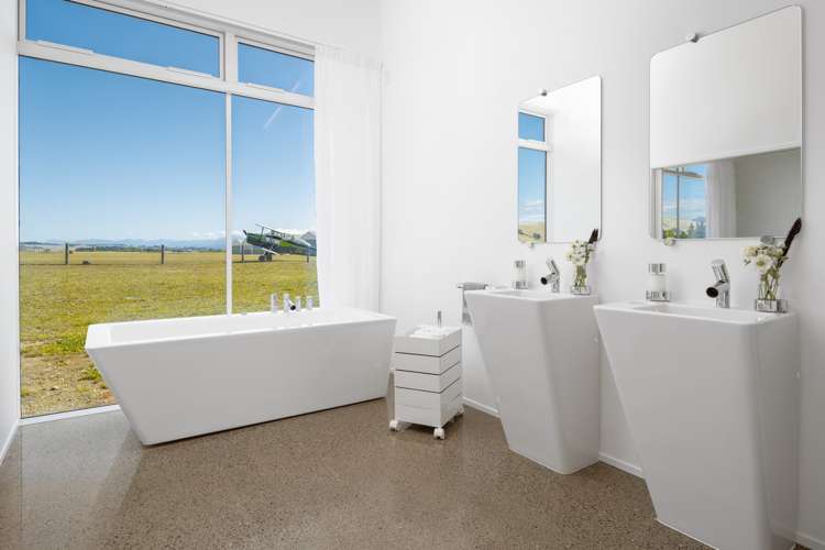 56 Rosina Corlett Lane Burleigh_11