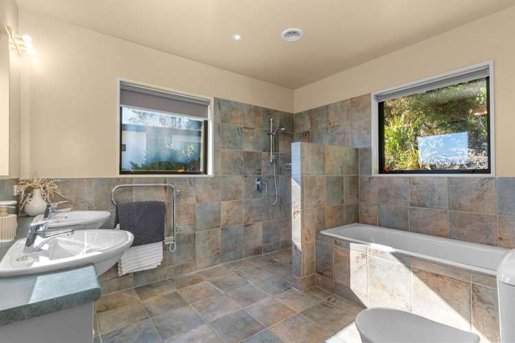 53 Major Aitken Drive Huntsbury_30
