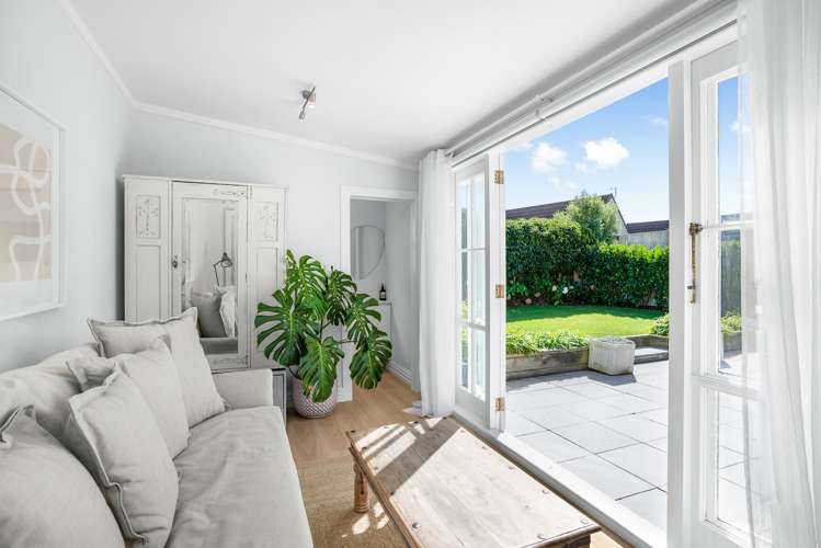 23 Queen Street Upper Hutt_20