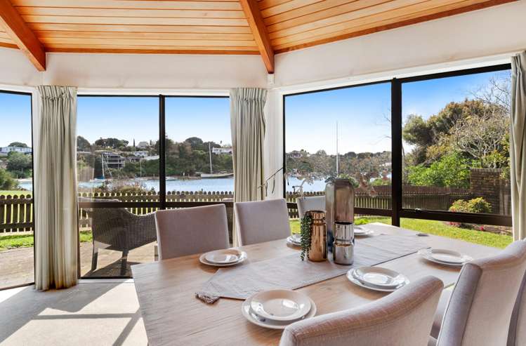 2/10 Dayspring Way Pakuranga_5