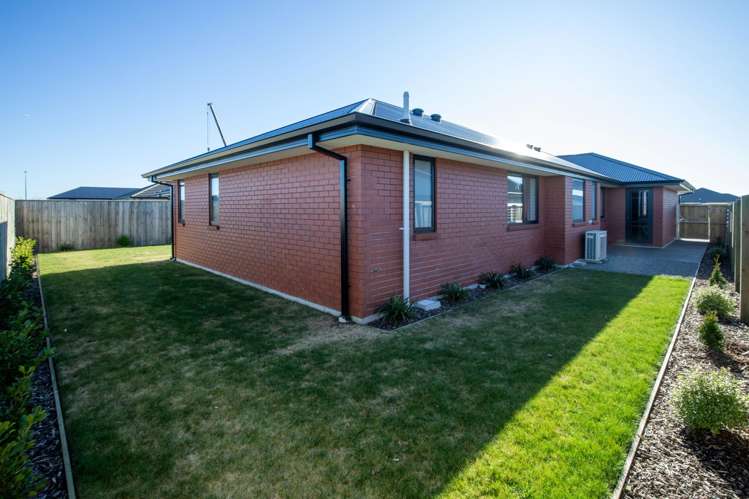 8 Edgar Way Rolleston_31