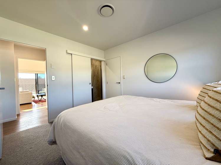 11/12 Stewart Street Raglan_22