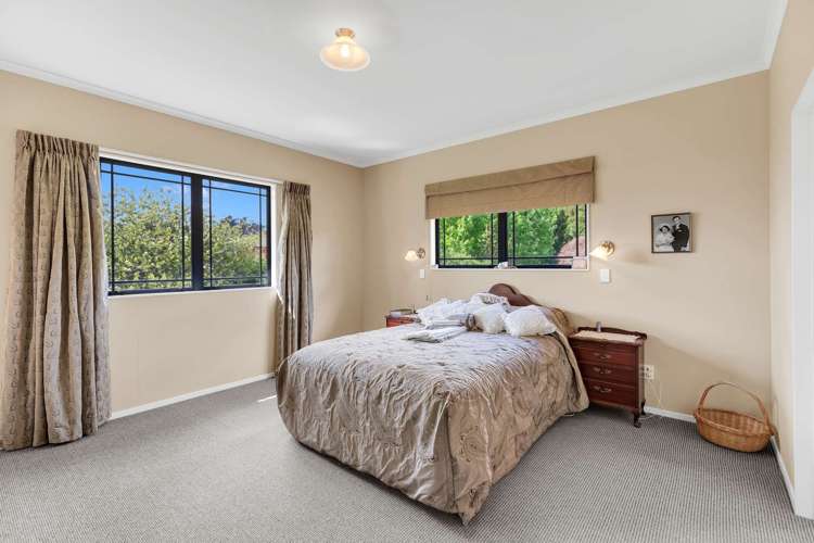 20 Paraekaretu Street Hunterville_12