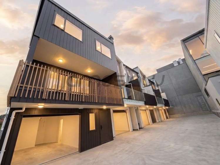 9/3 Norana Avenue_0