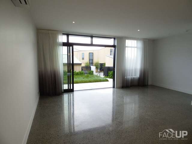 242 Hobsonville Point Road Hobsonville_4