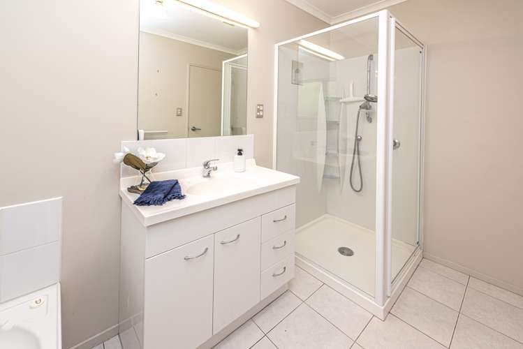 64 Parkdale Drive Aramoho_21