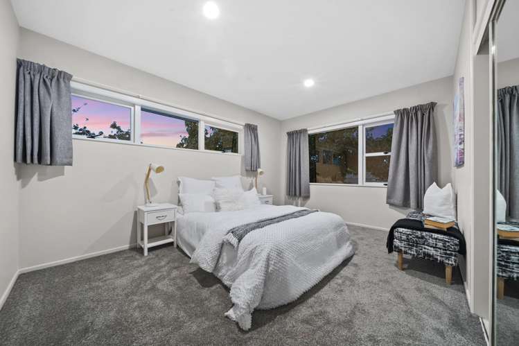 6 Youngs Road Papakura_16