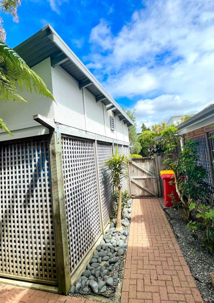 60/92 Bush Road Albany_8