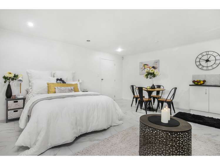 17 Scenic Drive Titirangi_15