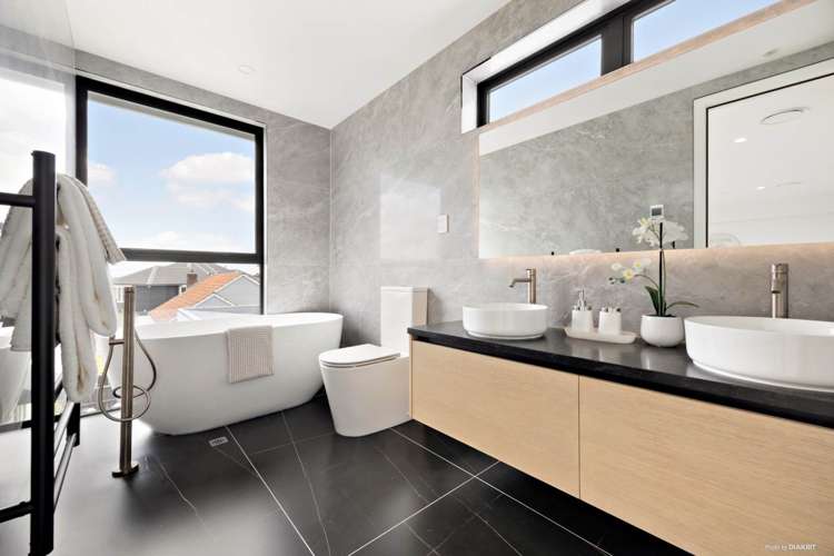 8A Sayegh Street St Heliers_16