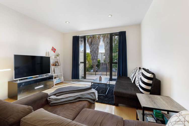 44/17 Lyon Avenue Mount Albert_5