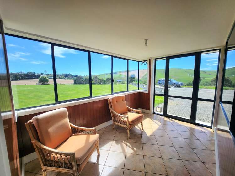 3/102 Beach Road Awamoa_7