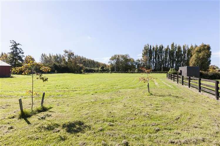 739 Hills Road Marshland_39