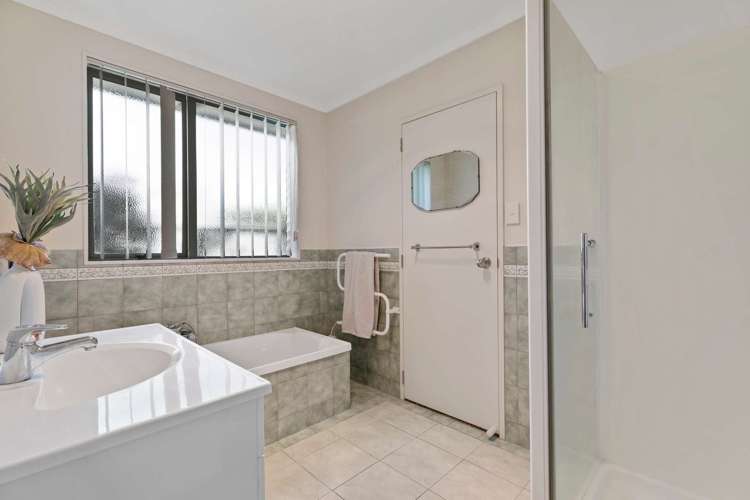 14 Magnolia Drive Waiuku_13