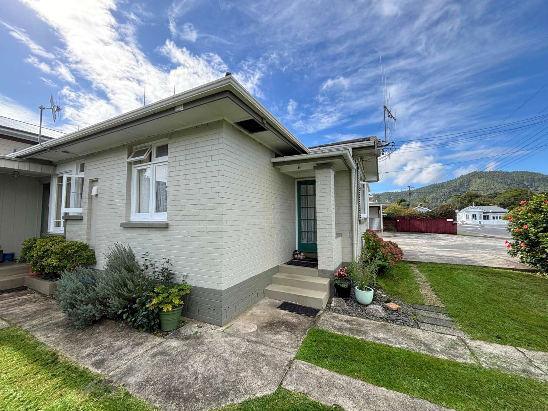 2/6 Dinniss Avenue Regent_0